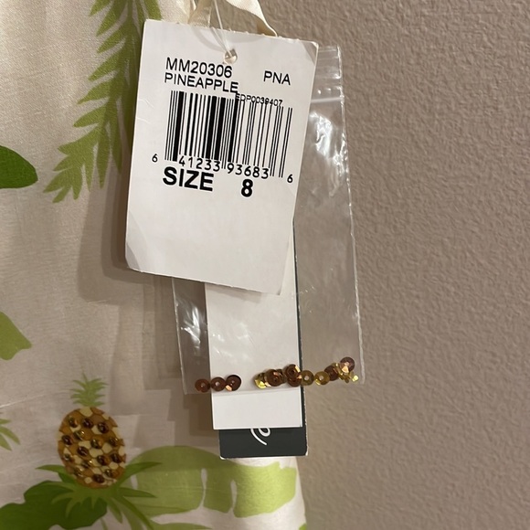 NWT KELLY AND DIANE SILK SEQUINS PINEAPPLE CROP PANT. Size 8 cream - Picture 6 of 13